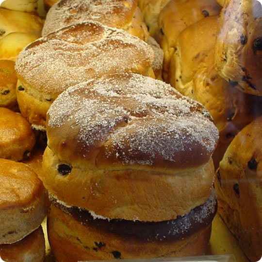 Include some history in your Holiday Feasts with Sally Lunn Bread and Rolls