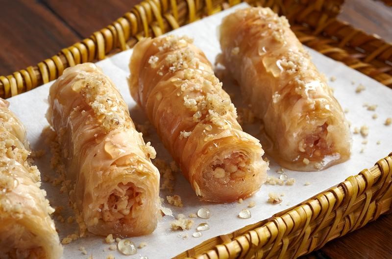 baklava rolls